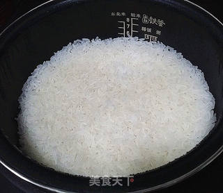 什锦炒饭的做法步骤:3