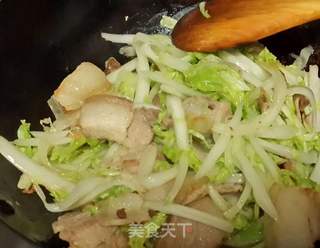 东北白菜炖干豆腐的做法步骤:4