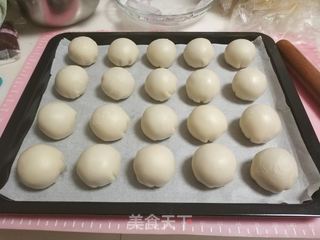 烫面蛋黄酥的做法步骤:23
