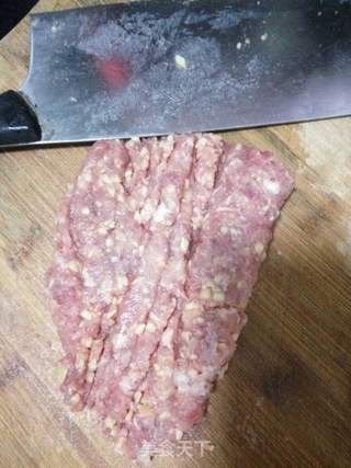 纯手工香菇猪肉水饺的做法步骤:4