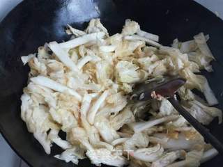 白菜炖粉条冻豆腐的做法步骤:5