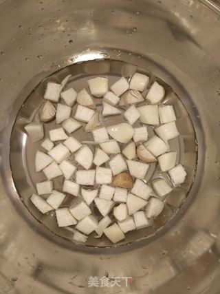 黑椒杏鲍菇牛肉粒的做法步骤：1