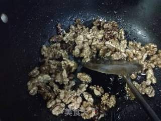 琥珀桃仁的做法步骤:7
