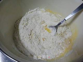 椰香香蕉班戟的做法步骤:3