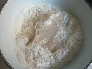 秋季滋阴润肺:黄金糖三角的做法步骤:3