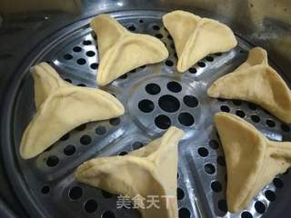 秋季滋阴润肺:黄金糖三角的做法步骤:12
