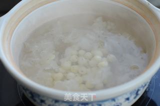#秋季滋阴润肺#无花果银耳莲子羹的做法步骤:6