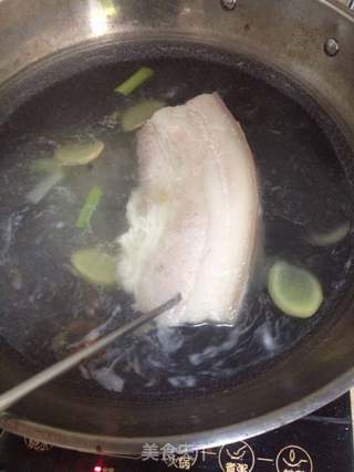 川味回锅肉的做法步骤:3