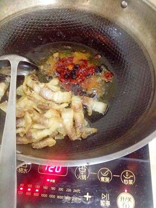 川味回锅肉的做法步骤:7
