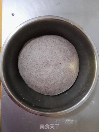 黑米面花卷的做法步骤:5