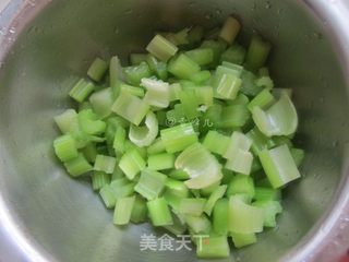 芹菜黄豆小咸菜的做法步骤：8