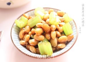 芹菜黄豆小咸菜的做法步骤:13