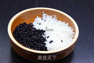 腊味黑白米蒸饭的做法步骤:4