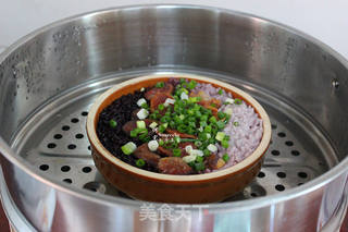 腊味黑白米蒸饭的做法步骤:7