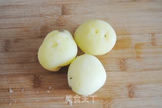 葡萄干鲜果土豆泥的做法步骤：3