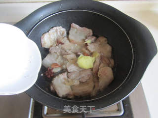 土豆香菇烧肉的做法步骤:3