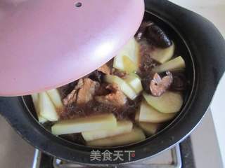 土豆香菇烧肉的做法步骤:8
