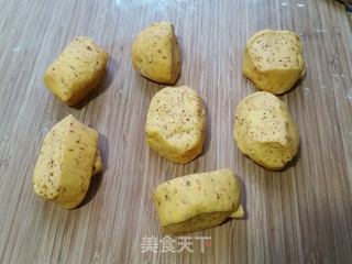 桂花南瓜花卷的做法步骤：7