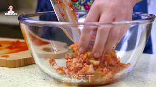 韩式鱿鱼泡菜饼的做法步骤:4