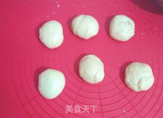 爱心椰蓉面包的做法步骤:8