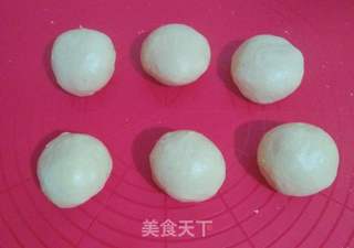 爱心椰蓉面包的做法步骤:10
