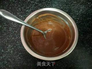 万圣节巧克力淋面蛋糕的做法步骤:7