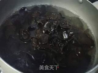 油菜木耳鸡蛋馅饼的做法步骤:10