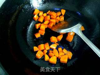 五彩馒头丁的做法步骤:9