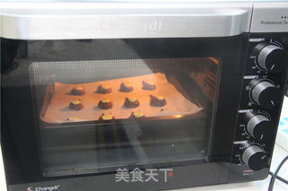 萌哒哒龙猫泡芙的做法步骤：15