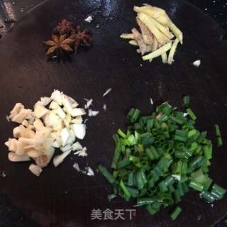 “秋季滋阴润肺”广式蜜汁烤叉烧的做法步骤:2