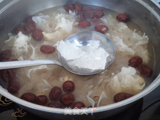 红枣银耳莲子羹的做法步骤:7