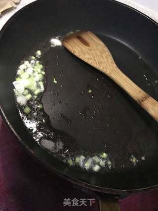 西葫芦胡萝卜蛋炒饭的做法步骤:3