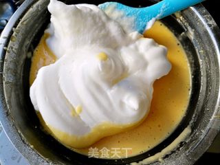 苹果酱蛋糕卷的做法步骤：7
