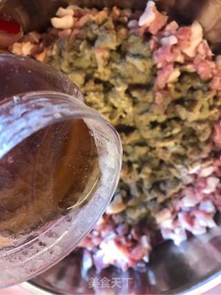 自制黑胡椒风味脆皮肠的做法步骤:7