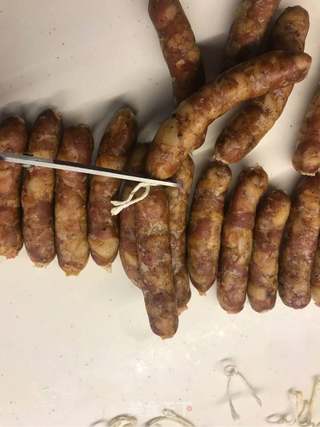 自制黑胡椒风味脆皮肠的做法步骤:29