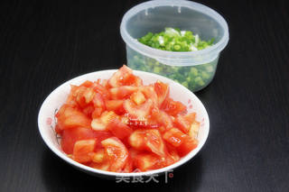 鲜虾茄汁意面的做法步骤:2