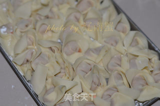 虾肉馄饨的做法步骤:11