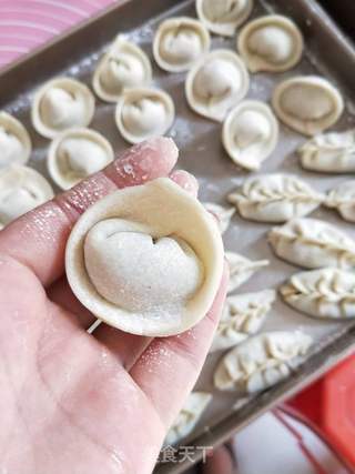 吉祥如意——元宝水饺的做法步骤:7