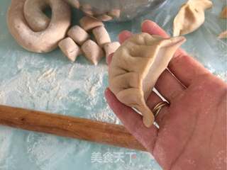萝卜丝肉蒸饺#秋季滋阴润肺#的做法步骤:16