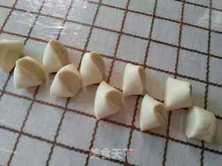 香菇韭菜煎饺子的做法步骤:8