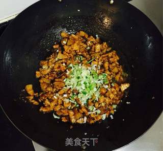 萝卜缨香菇猪肉包子的做法步骤:6