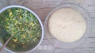 韭菜素包子的做法步骤:7