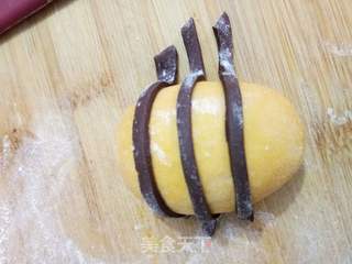 蜜蜂馒头的做法步骤:11