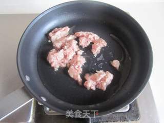 肉末茶树菇粉丝煲的做法步骤:2
