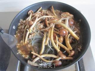 肉末茶树菇粉丝煲的做法步骤:8