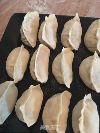 章鱼饺子的做法步骤:8