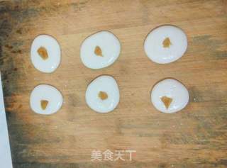莲蓉枸杞汤圆的做法步骤:4
