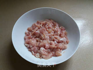 香菇鸡肉焖饭的做法步骤:3