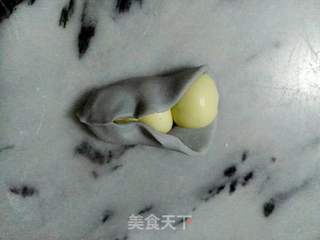 豌豆荚馒头-花样面食的做法步骤:8
