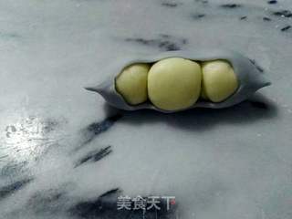 豌豆荚馒头-花样面食的做法步骤:9